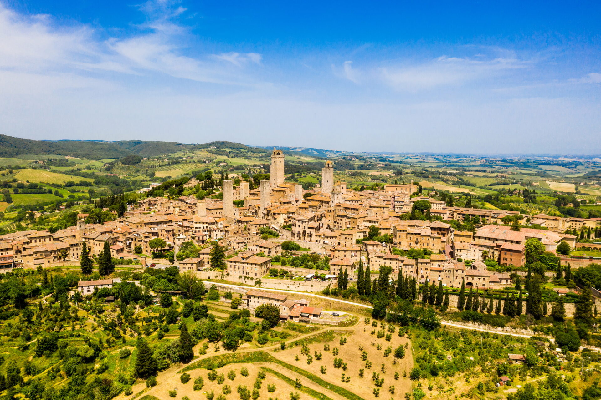 Antenne de la ville de San Gimignano avec Tower dans la région de la Toscane, Italie.